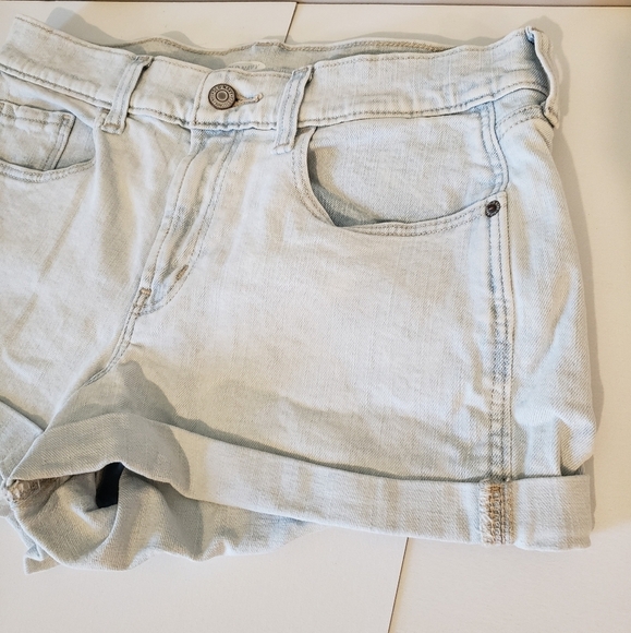 Old Navy (Lot Of 2) Boyfriend Jean Shorts Size 4 High Rise Medium & Lig… - Picture 12 of 14